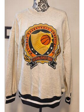 Basketball Graphic Sweatshirt Oversized Women Cream Embroidered Crewneck Streetw